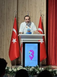 Payam Shokouhirad, has received the Cultural Ambassador Award at the 2026 Yalova International Film Festival in Türkiye.